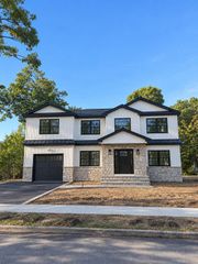 215 Boston Avenue, Massapequa, NY 11758