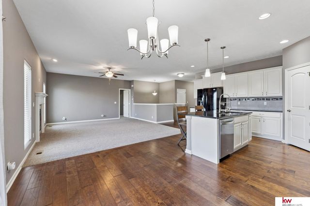 10609 S 111th Street, Papillion, NE 68046