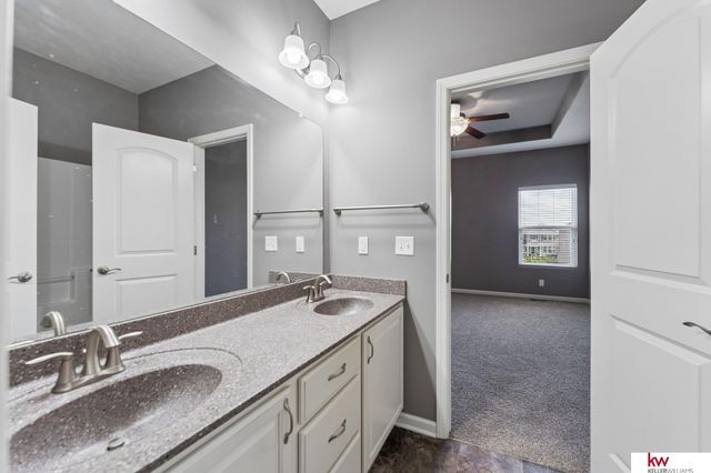 10609 S 111th Street, Papillion, NE 68046