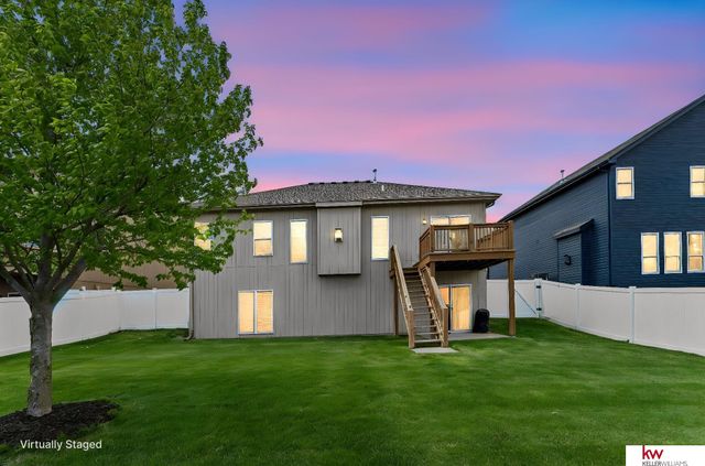 10609 S 111th Street, Papillion, NE 68046