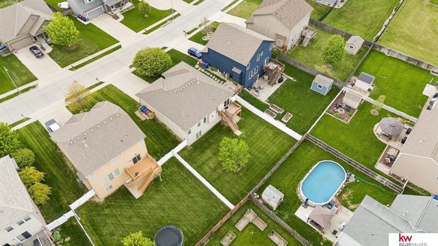 10609 S 111th Street, Papillion, NE 68046