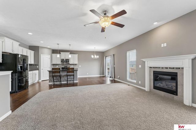 10609 S 111th Street, Papillion, NE 68046
