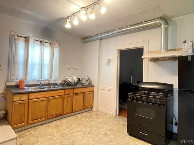 222 Bassett Street, Syracuse, NY 13210