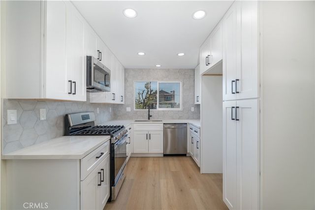 1147 Bronze Star Court, Colton, CA 92324