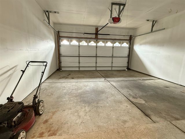 12757 De Cook Drive, Sterling Heights, MI 48313