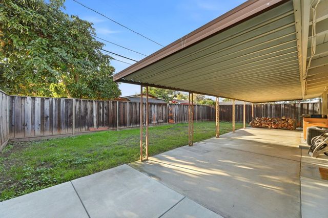 1863 Sarasota Way, San Jose, CA 95122
