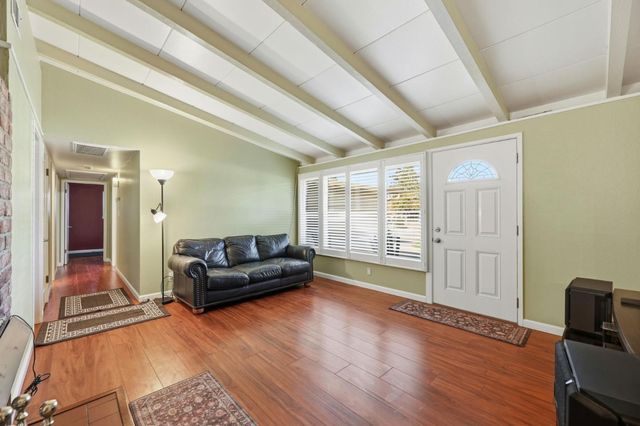 1863 Sarasota Way, San Jose, CA 95122