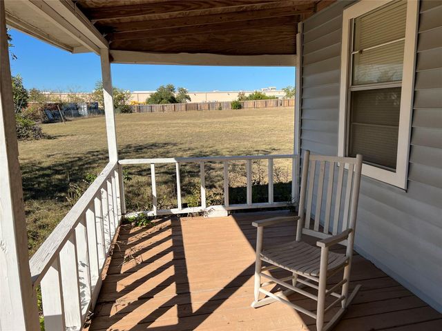 27306 RR 12, Dripping Springs, TX 78620