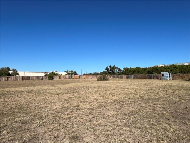 27306 RR 12, Dripping Springs, TX 78620