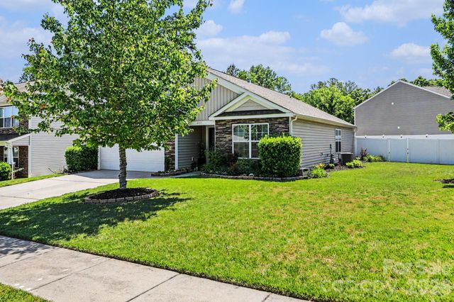 4727 Mcclure Road, Charlotte, NC 28216
