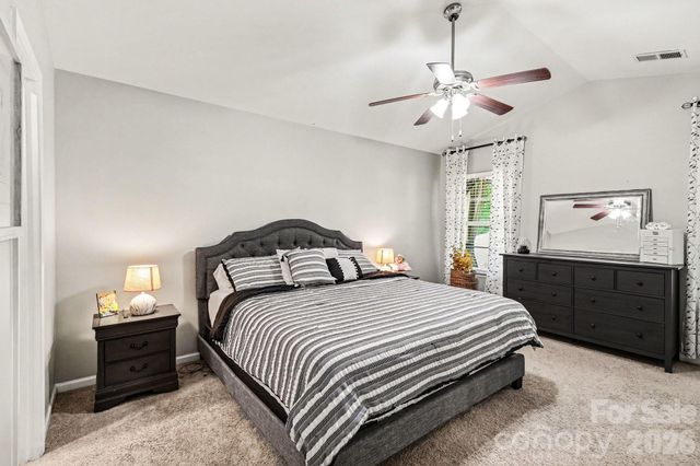 4727 Mcclure Road, Charlotte, NC 28216