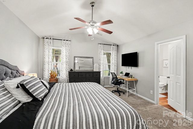 4727 Mcclure Road, Charlotte, NC 28216