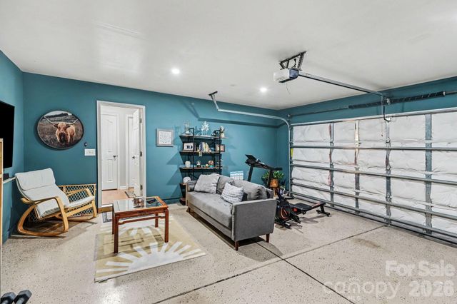 4727 Mcclure Road, Charlotte, NC 28216