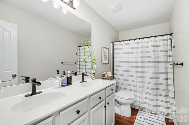 4727 Mcclure Road, Charlotte, NC 28216