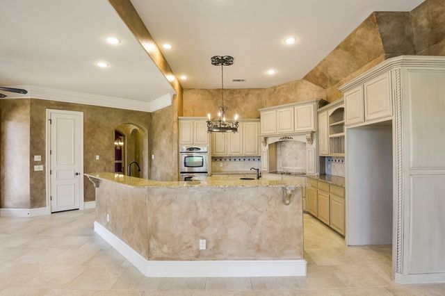1320 N Creek Circle, Waxahachie, TX 75165
