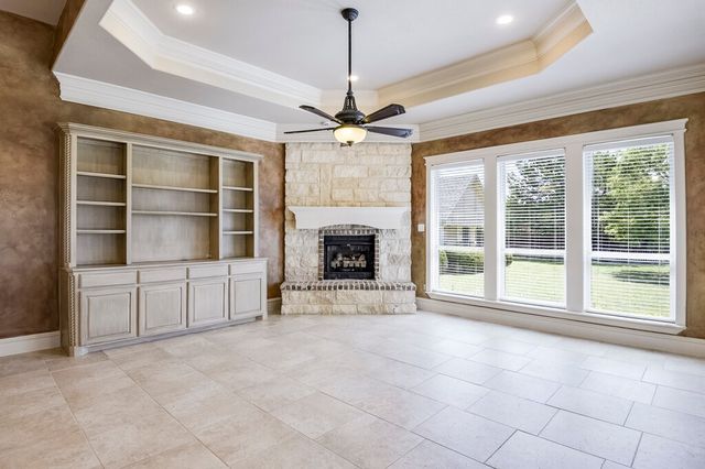 1320 N Creek Circle, Waxahachie, TX 75165