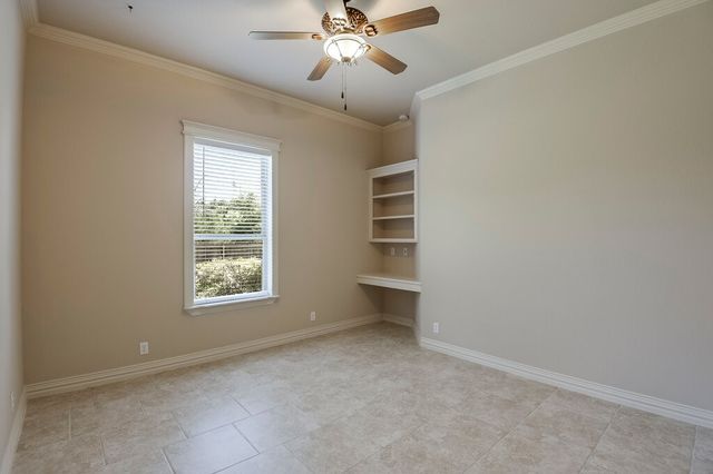 1320 N Creek Circle, Waxahachie, TX 75165