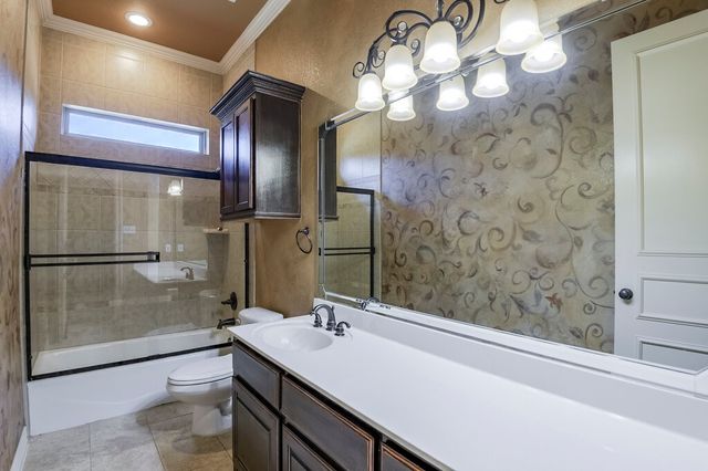 1320 N Creek Circle, Waxahachie, TX 75165