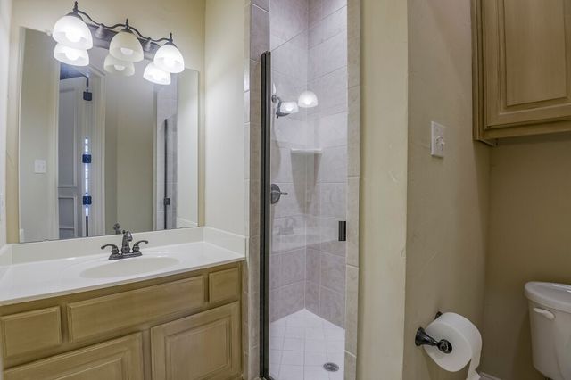 1320 N Creek Circle, Waxahachie, TX 75165