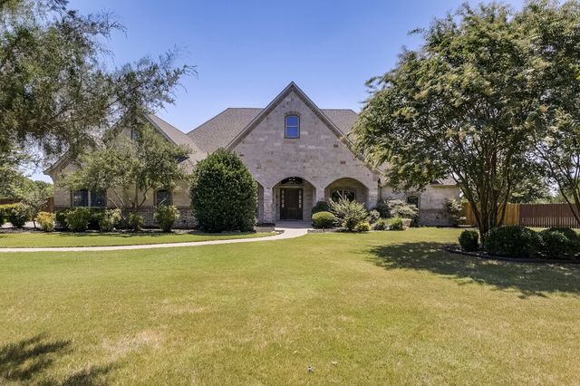 1320 N Creek Circle, Waxahachie, TX 75165