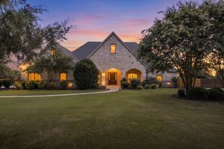 1320 N Creek Circle, Waxahachie, TX 75165