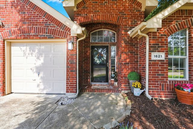 1621 Nicole Lane, Garland, TX 75040