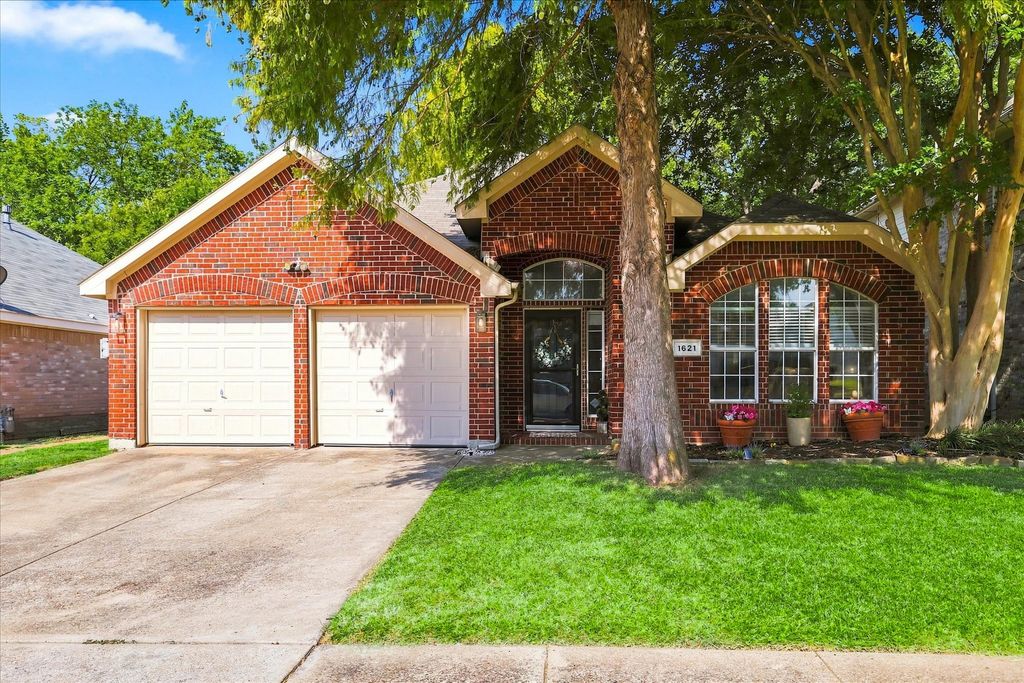 1621 Nicole Lane, Garland, TX 75040