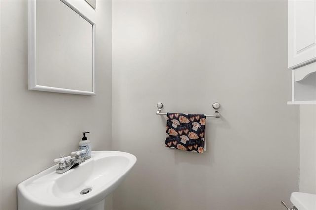 1400 E 21st Avenue, Kansas City, MO 64116