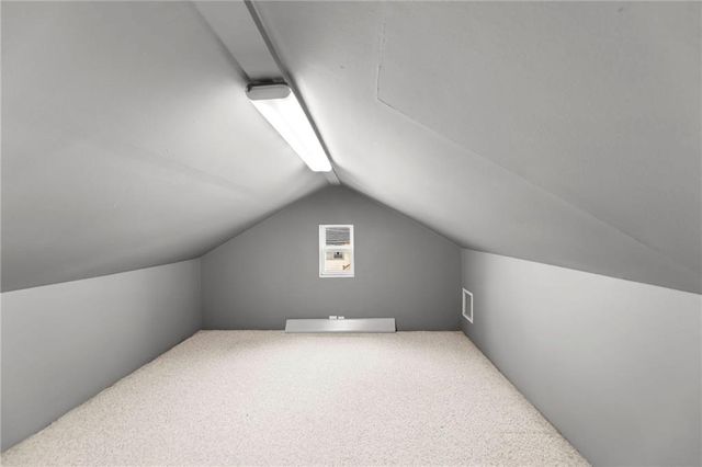 1400 E 21st Avenue, Kansas City, MO 64116