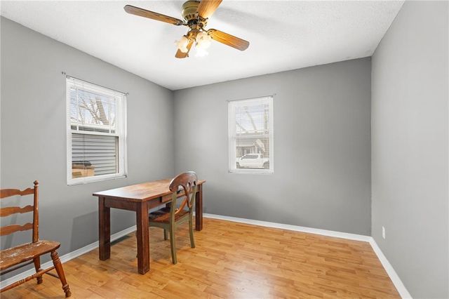 1400 E 21st Avenue, Kansas City, MO 64116