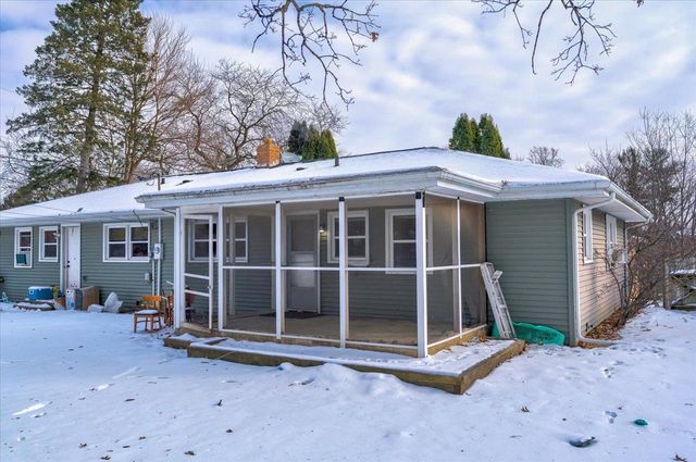 17-19 Bluebird Court, Madison, WI 53711