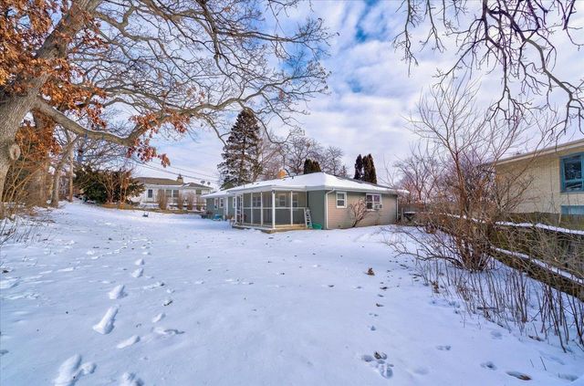 17-19 Bluebird Court, Madison, WI 53711