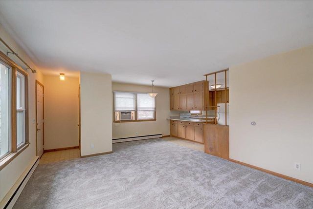 17-19 Bluebird Court, Madison, WI 53711