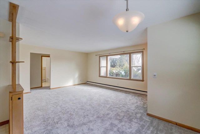 17-19 Bluebird Court, Madison, WI 53711