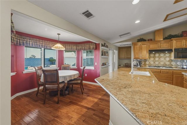 11526 Prairie, Oak Hills, CA 92344