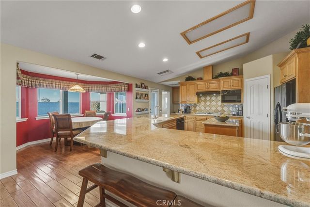 11526 Prairie, Oak Hills, CA 92344