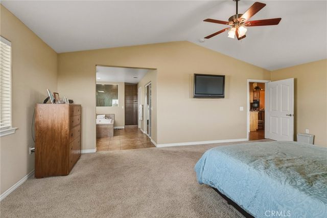 11526 Prairie, Oak Hills, CA 92344