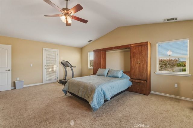 11526 Prairie, Oak Hills, CA 92344