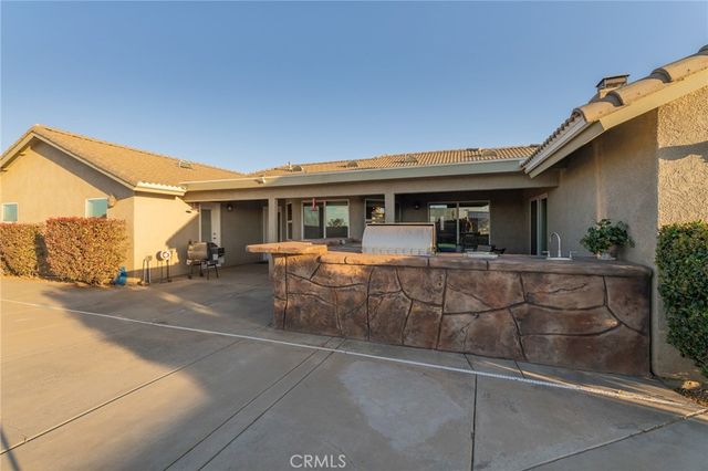 11526 Prairie, Oak Hills, CA 92344