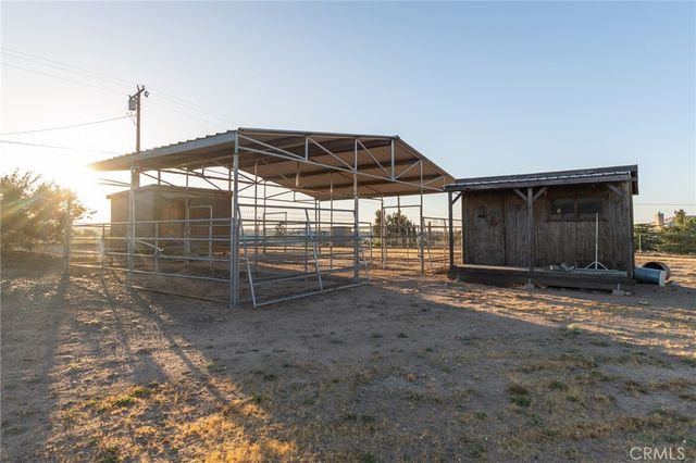 11526 Prairie, Oak Hills, CA 92344