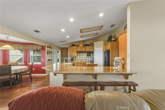 11526 Prairie, Oak Hills, CA 92344