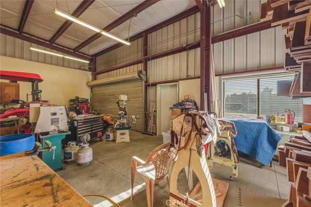 11526 Prairie, Oak Hills, CA 92344