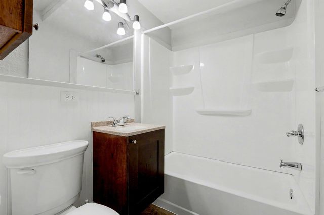 1320 E Charleston Dr, Wichita, KS 67219