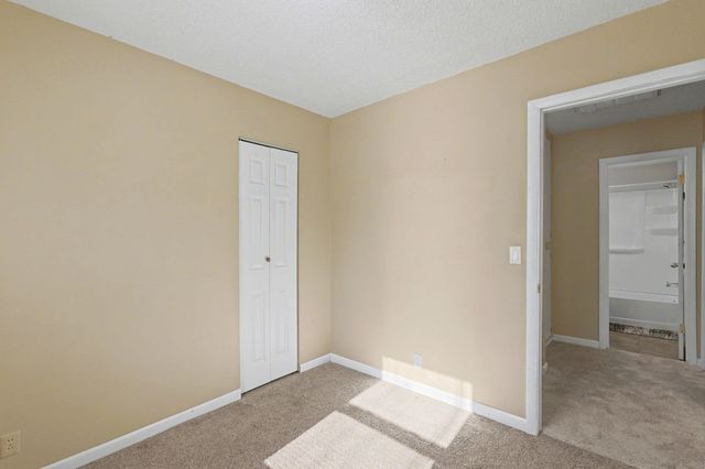 1320 E Charleston Dr, Wichita, KS 67219