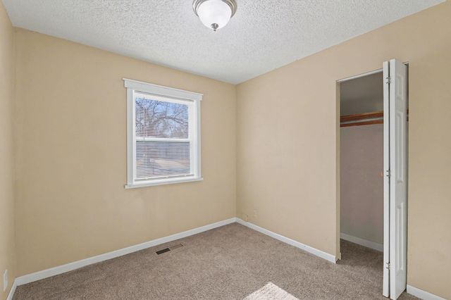 1320 E Charleston Dr, Wichita, KS 67219