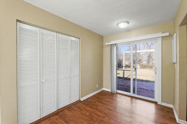 1320 E Charleston Dr, Wichita, KS 67219