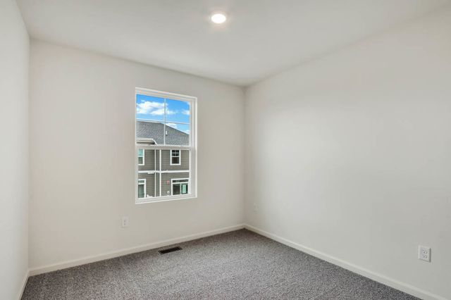 571 yosemite Way, Mundelein, IL 60060