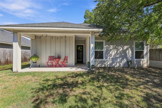 218 Rousseau Street, Waxahachie, TX 75165