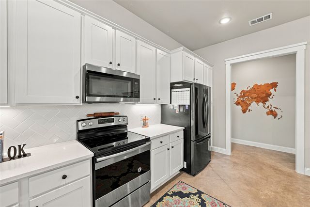 218 Rousseau Street, Waxahachie, TX 75165