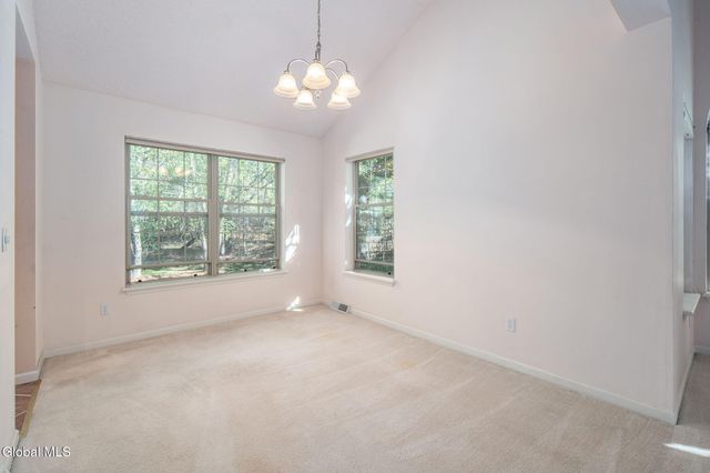 15 Devon Court, Guilderland, NY 12186